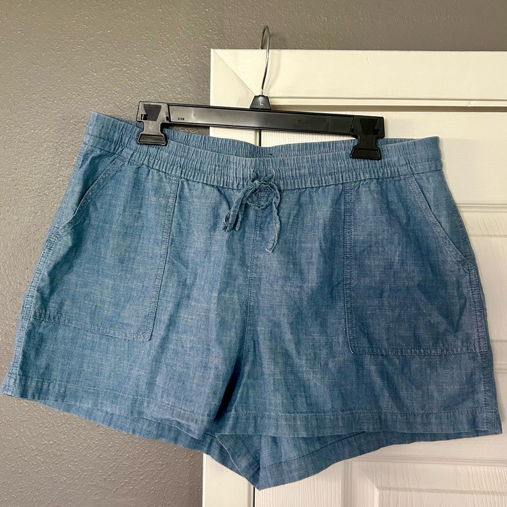 J. Crew Factory Chambray Shorts, size XL